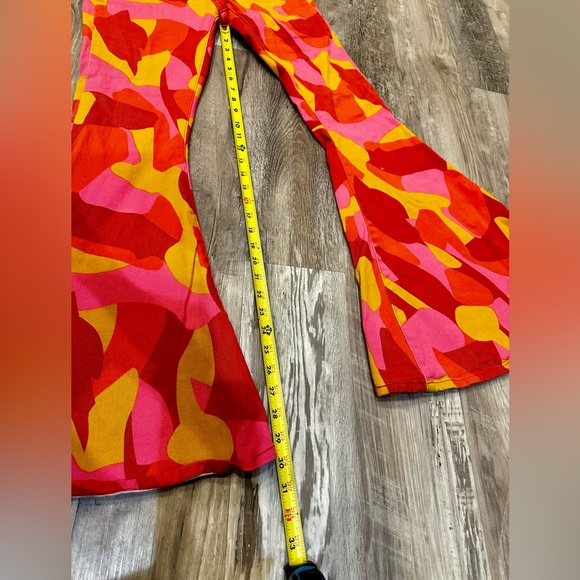 SOLD Peach Love California Color floral Flare Bell Bottom Jeans Small - Picture 6 of 6